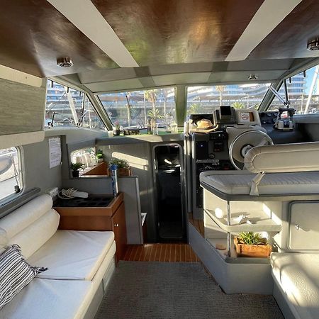 The Floating Home Sant Adria de Besos Exterior photo