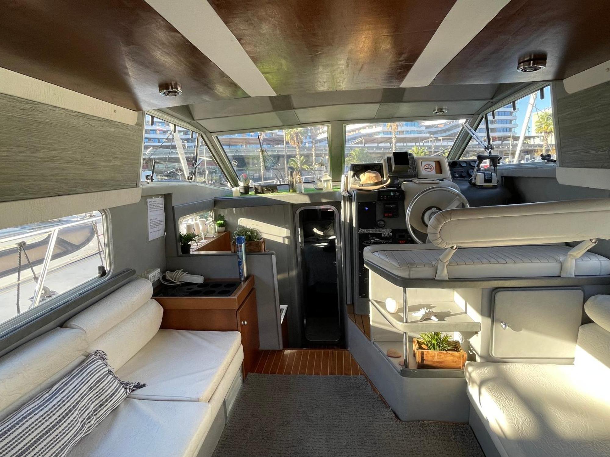 The Floating Home Sant Adria de Besos Exterior photo